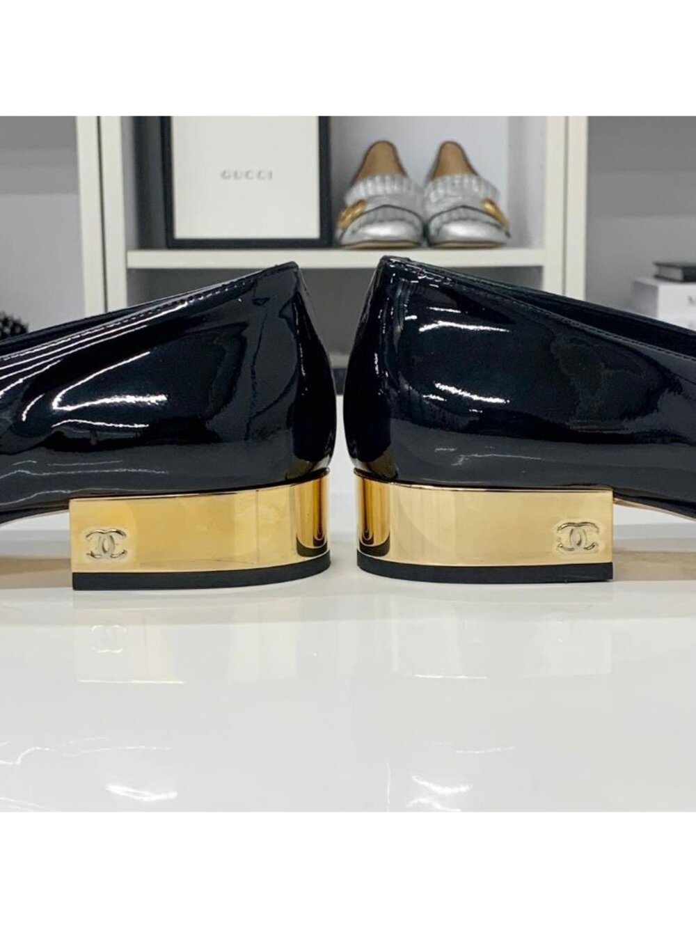 Chanel CC Logo Patent Loafers Black Gold - Picture 9 of 10